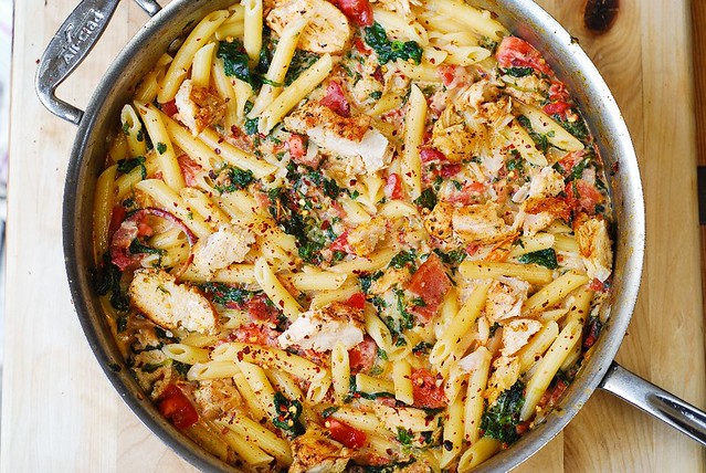 chicken and bacon pasta, chicken pasta recipes, how to make alfredo sauce, chicken alfredo pasta