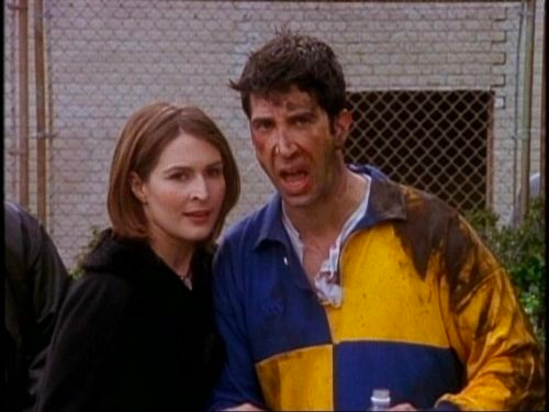 Helen Baxendale and David Schwimmer in ‘The One With All The Rugby’.
